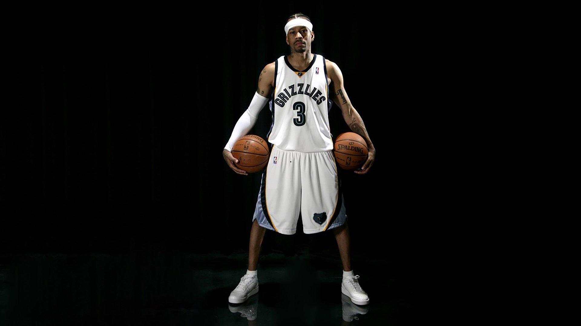 悲情阿联又一次微微一笑，传奇背影渐行渐远