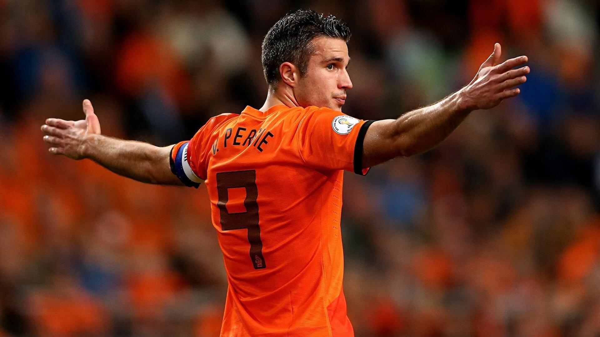 邵佳一临危受命迎执教大考 国足跻身FIFA系列赛 三月远征澳洲挑战劲敌